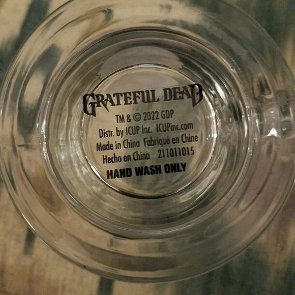 The Grateful Dead Jerry Garcia Glass Mug Brand New - Picture 2 of 2